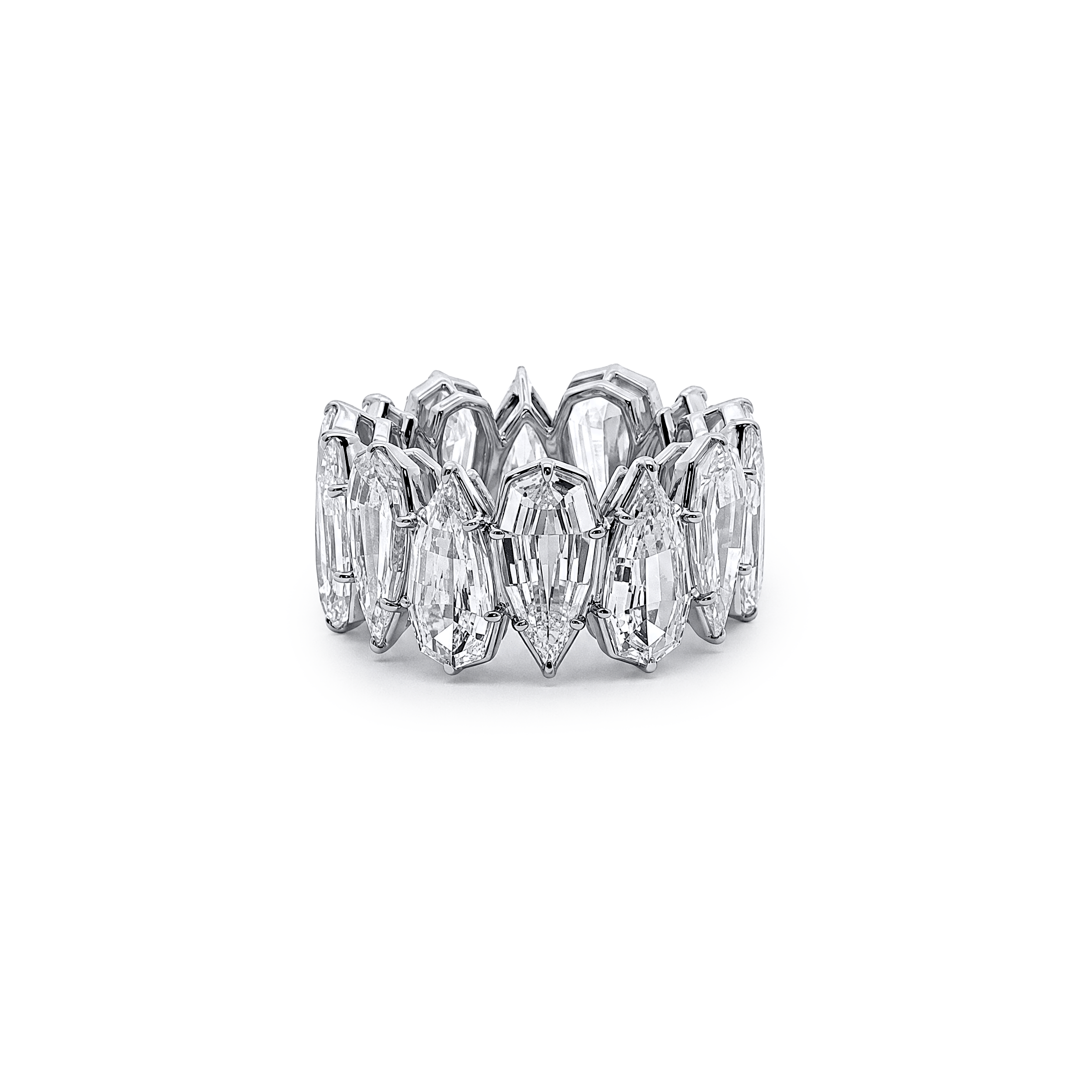 PS Ring 4 14ct Fancy Cut Diamond Eternity Ring - Image 1